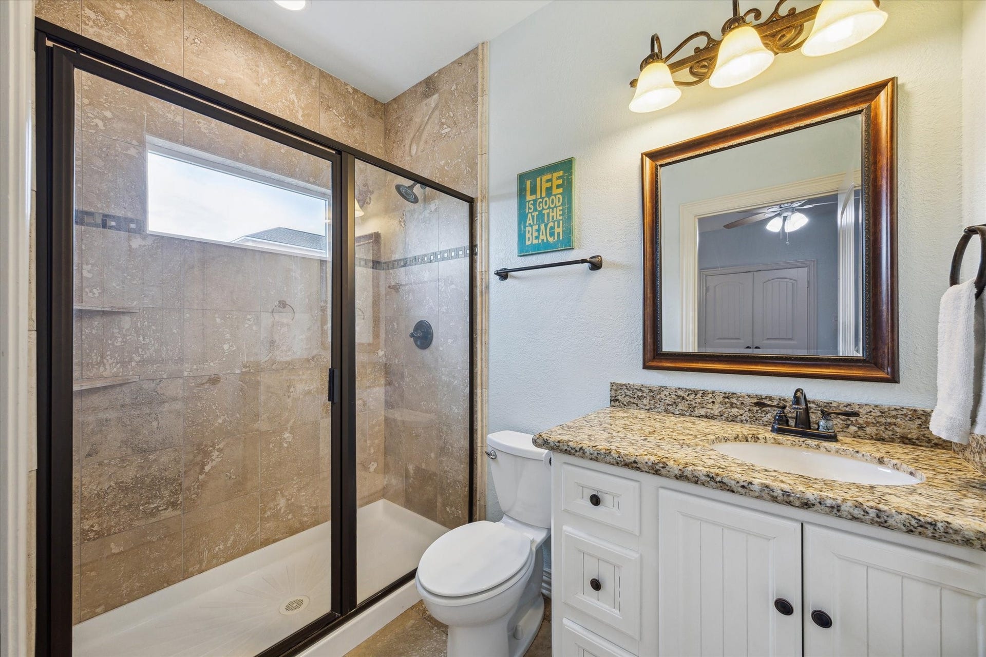 923 Tidelands Drive, Crystal Beach, TX 77650 Primary bathroom.