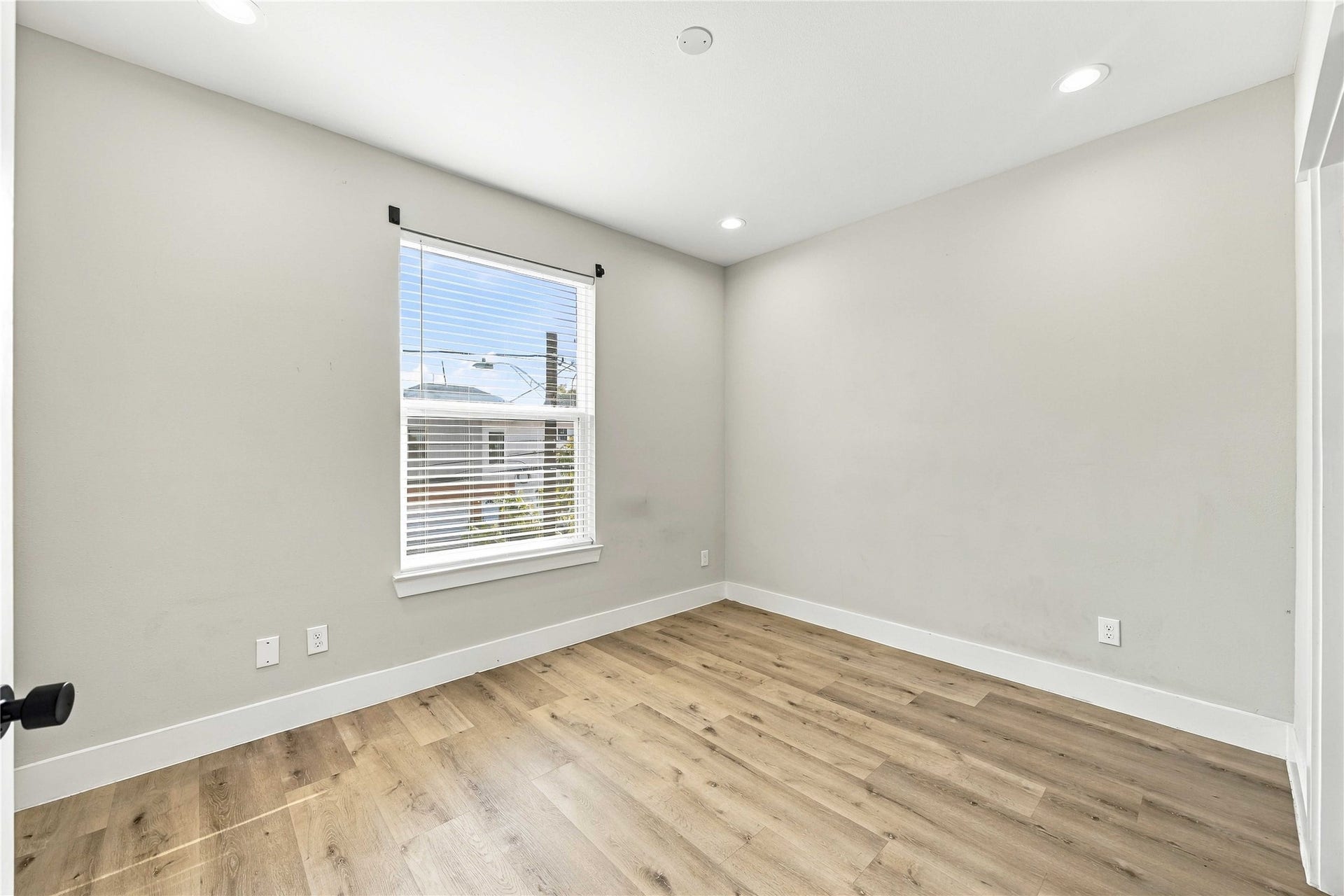 5605 Mulvey Street, Houston, TX 77020 5605 Mulvey Street, Houston, TX 77020