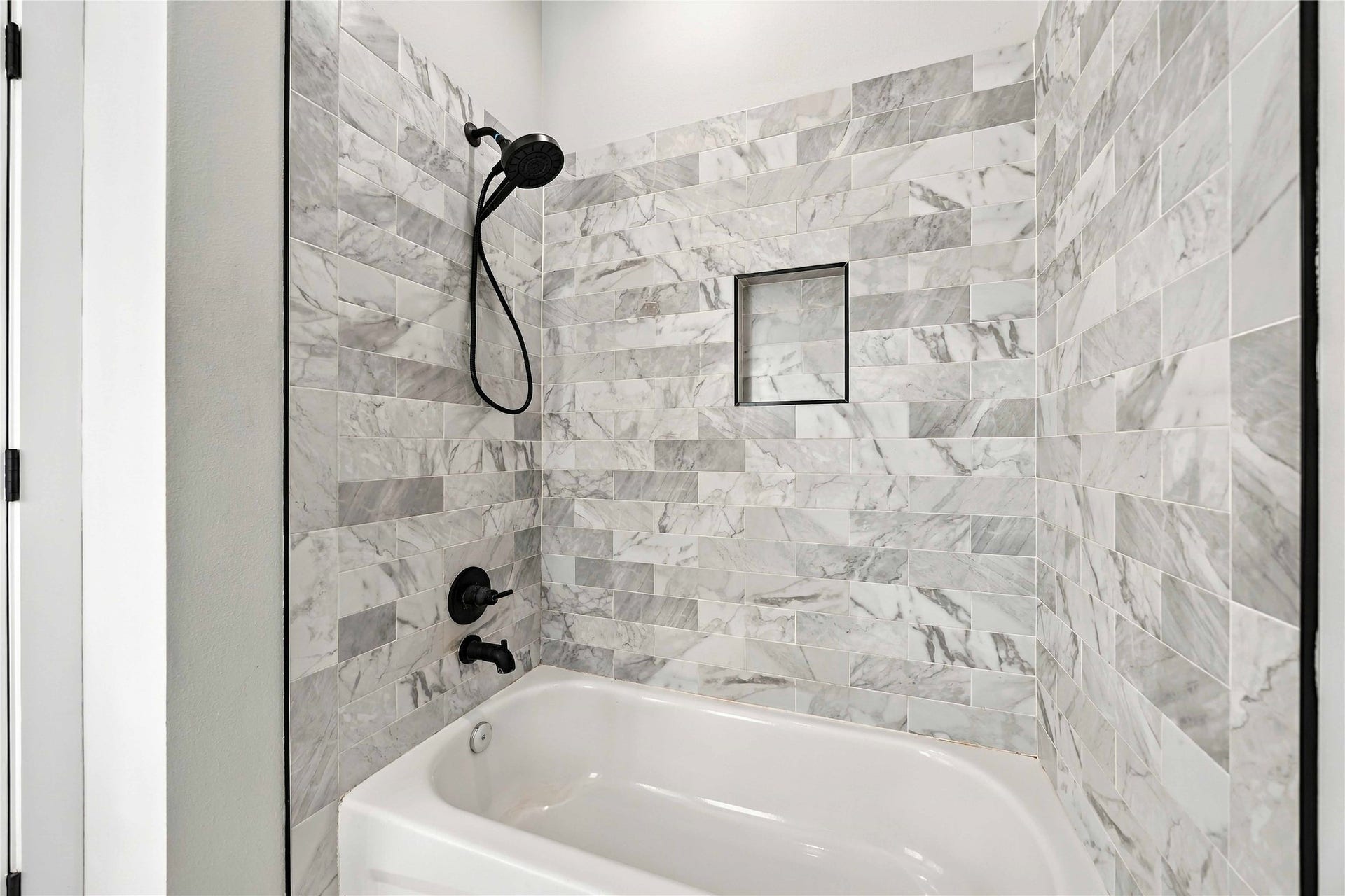 5605 Mulvey Street, Houston, TX 77020 5605 Mulvey Street, Houston, TX 77020