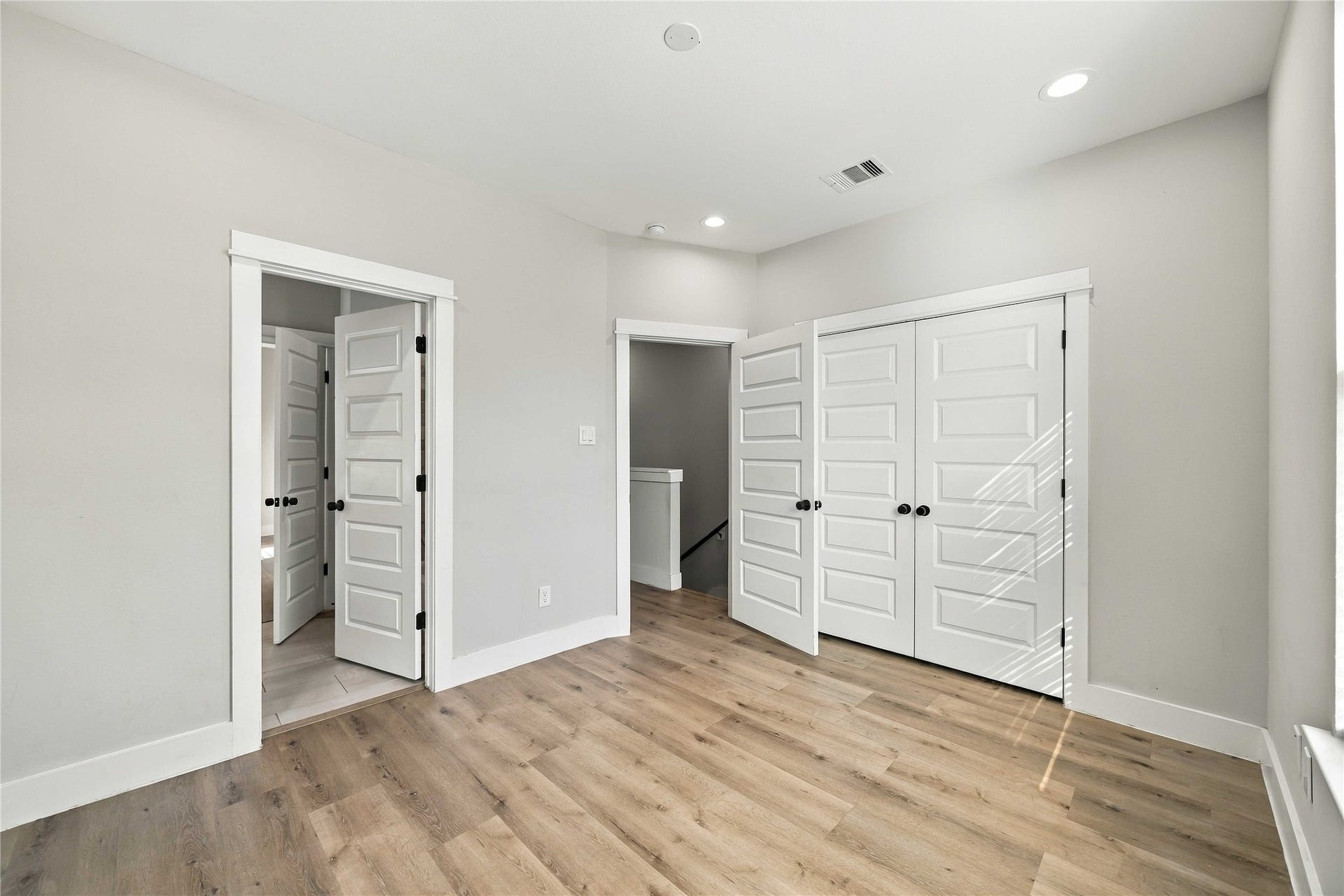 5605 Mulvey Street, Houston, TX 77020 5605 Mulvey Street, Houston, TX 77020