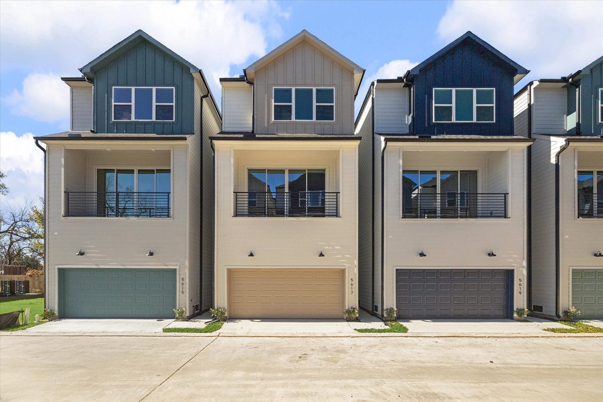 5632 Camino Encantado Drive, Houston, TX 77091 5632 Camino Encantado Drive, Houston, TX 77091