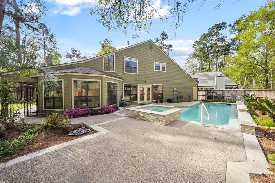Property photo for 5 Berrypick Lane, The Woodlands, TX