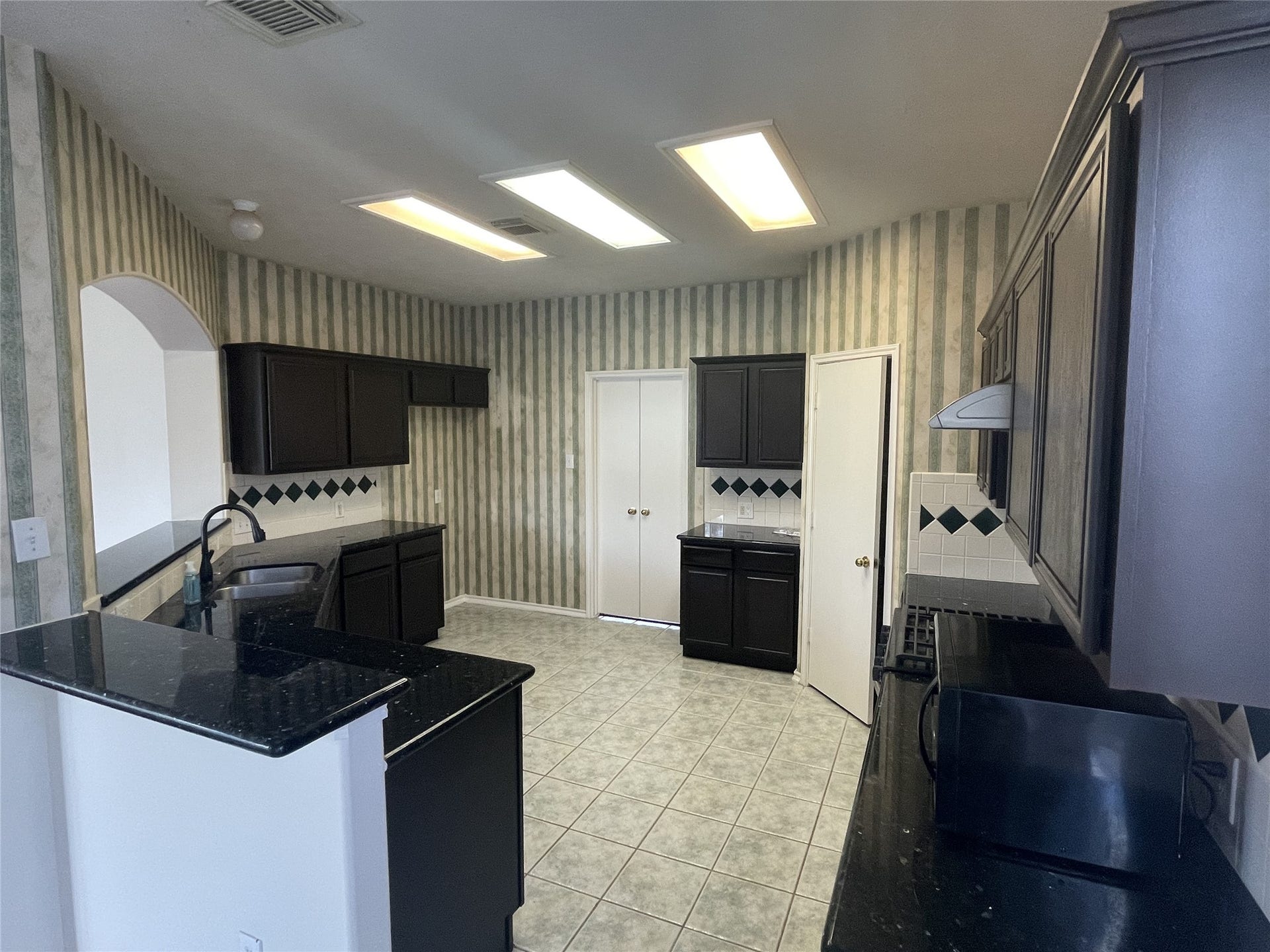 12522 Mesquite Hollow Lane, Sugar Land, TX 77478 12522 Mesquite Hollow Lane, Sugar Land, TX 77478