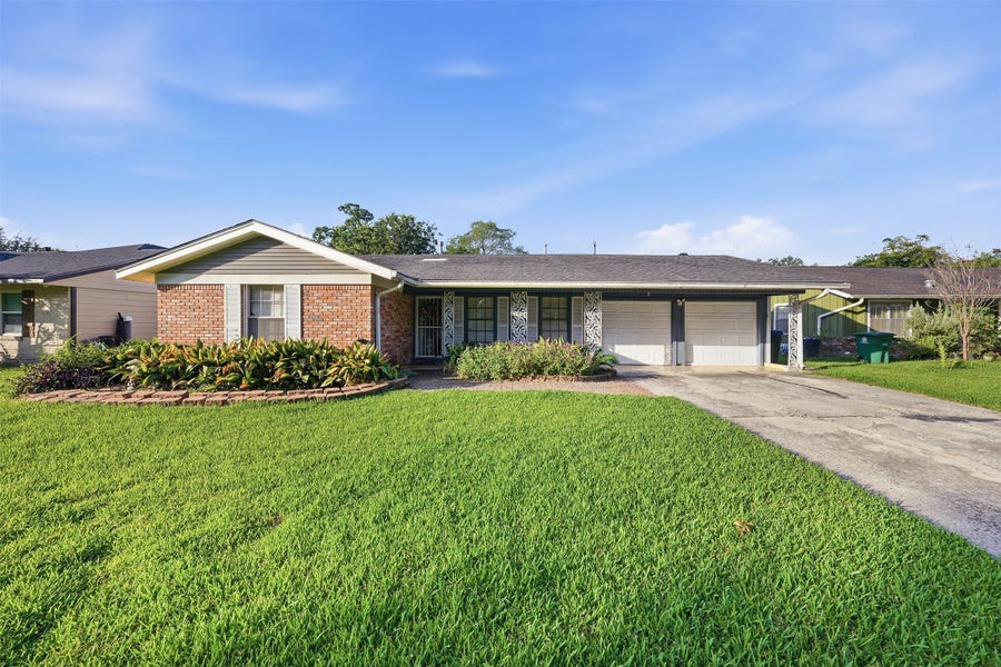 Property photo for 6705 Roos Road, Houston, TX