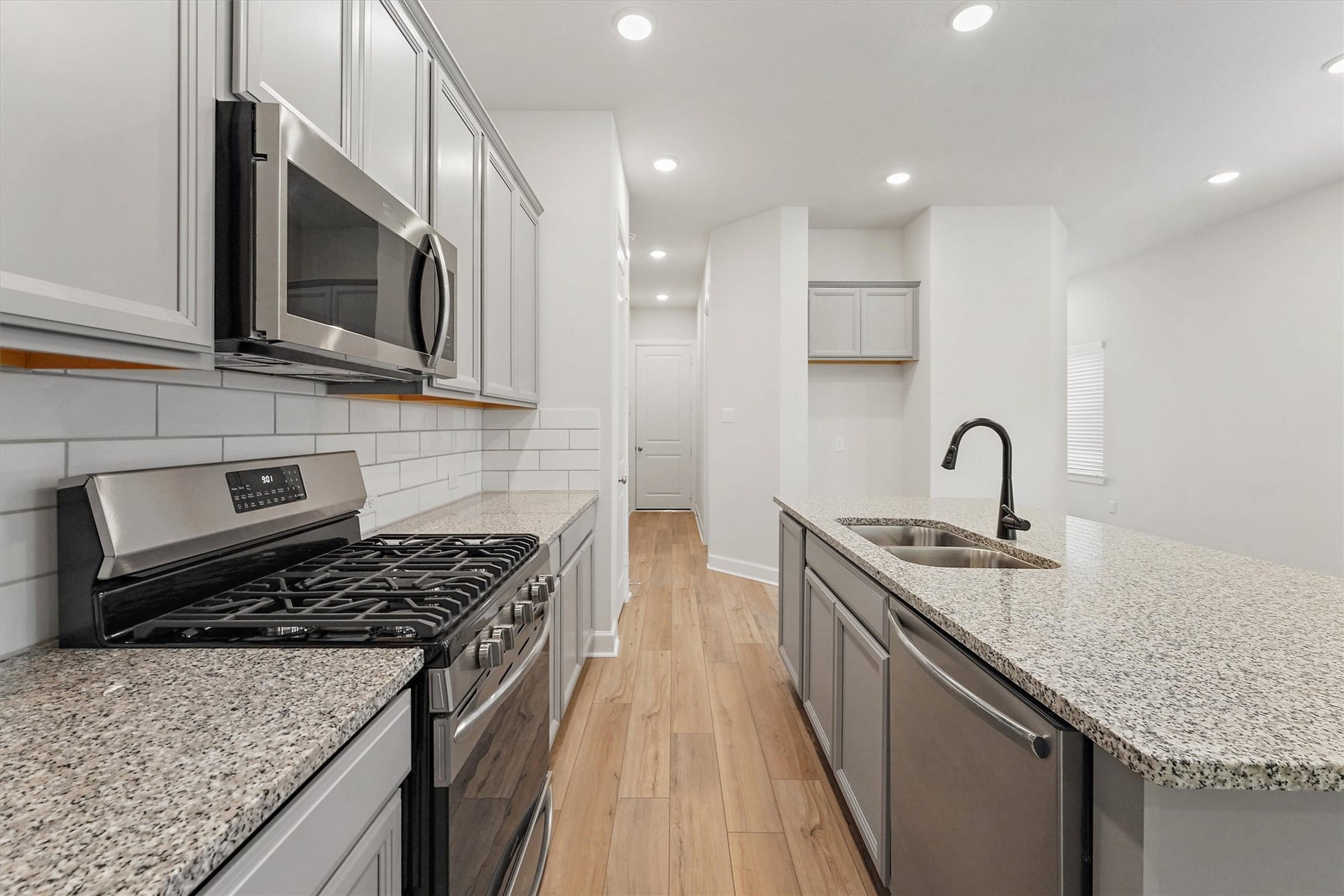 10518 William Park Drive, Missouri City, TX 77459 10518 William Park Drive, Missouri City, TX 77459