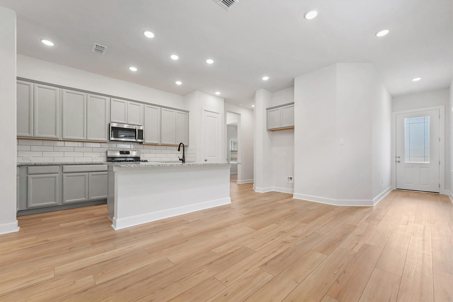 10518 William Park Drive, Missouri City, TX 77459 10518 William Park Drive, Missouri City, TX 77459