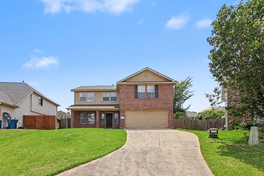 Property photo for 18481 Sunrise Oaks Court, Montgomery, TX