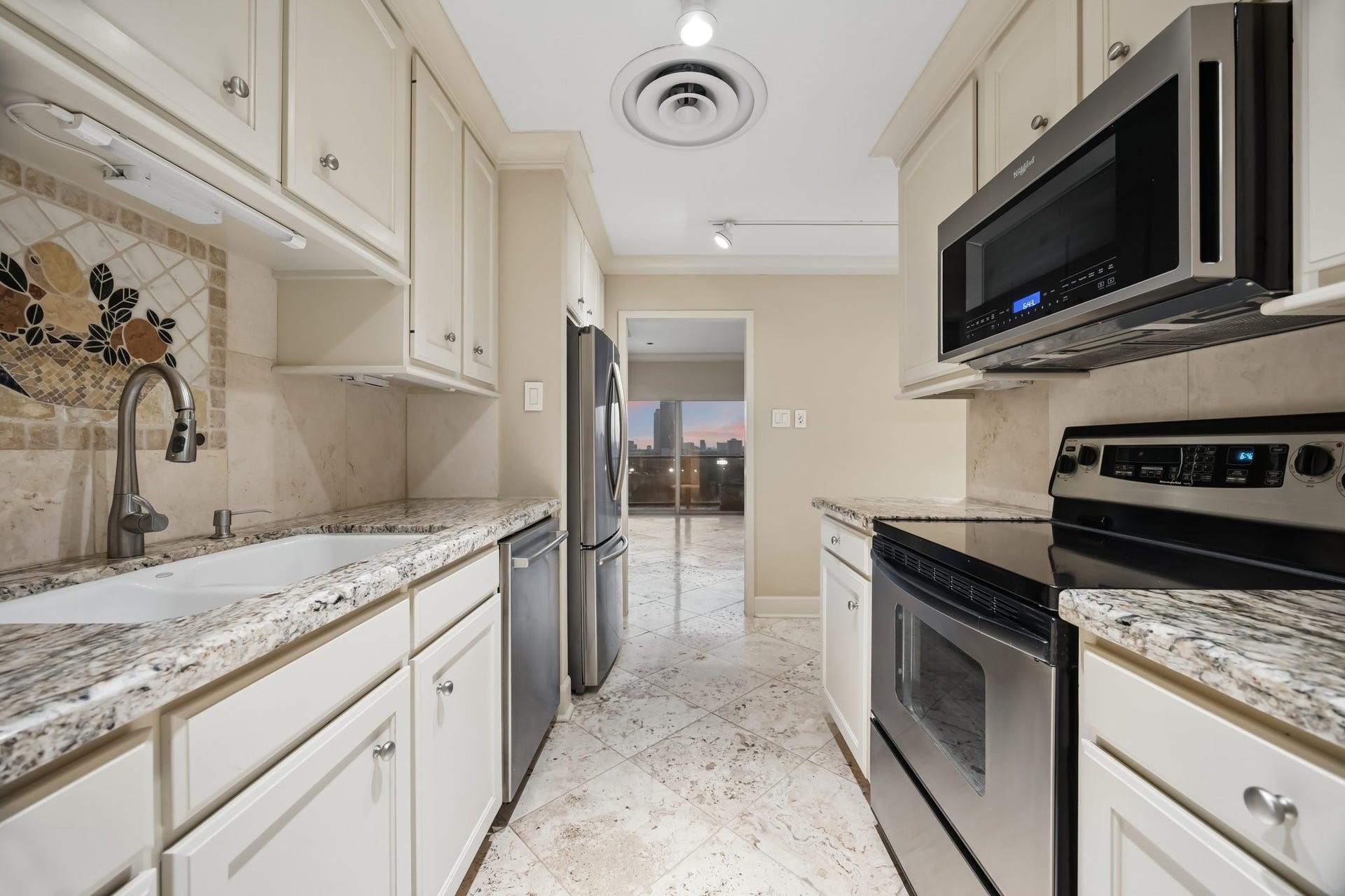 2929 Buffalo Speedway, #A902, Houston, TX 77098 2929 Buffalo Speedway, #A902, Houston, TX 77098