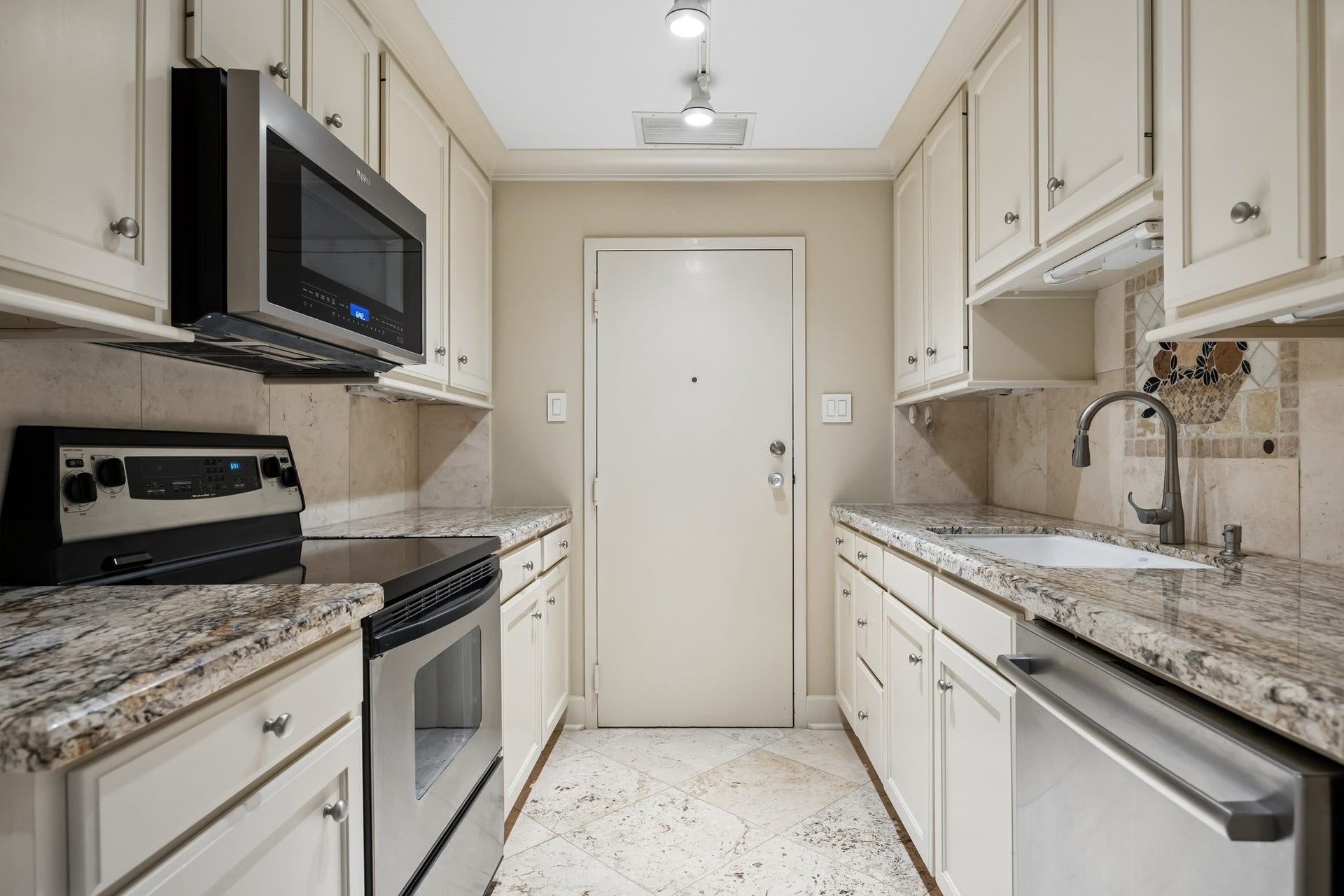 2929 Buffalo Speedway, #A902, Houston, TX 77098 2929 Buffalo Speedway, #A902, Houston, TX 77098