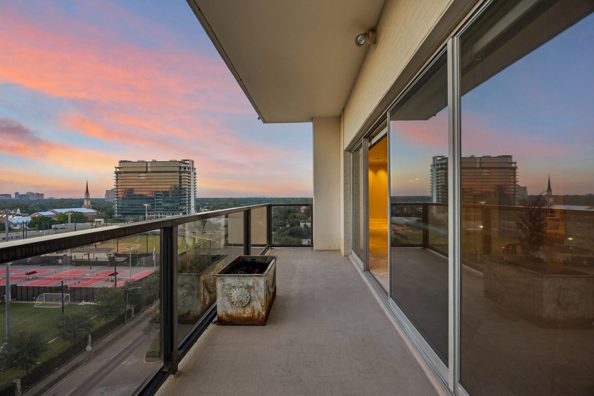 2929 Buffalo Speedway, #A902, Houston, TX 77098 2929 Buffalo Speedway, #A902, Houston, TX 77098