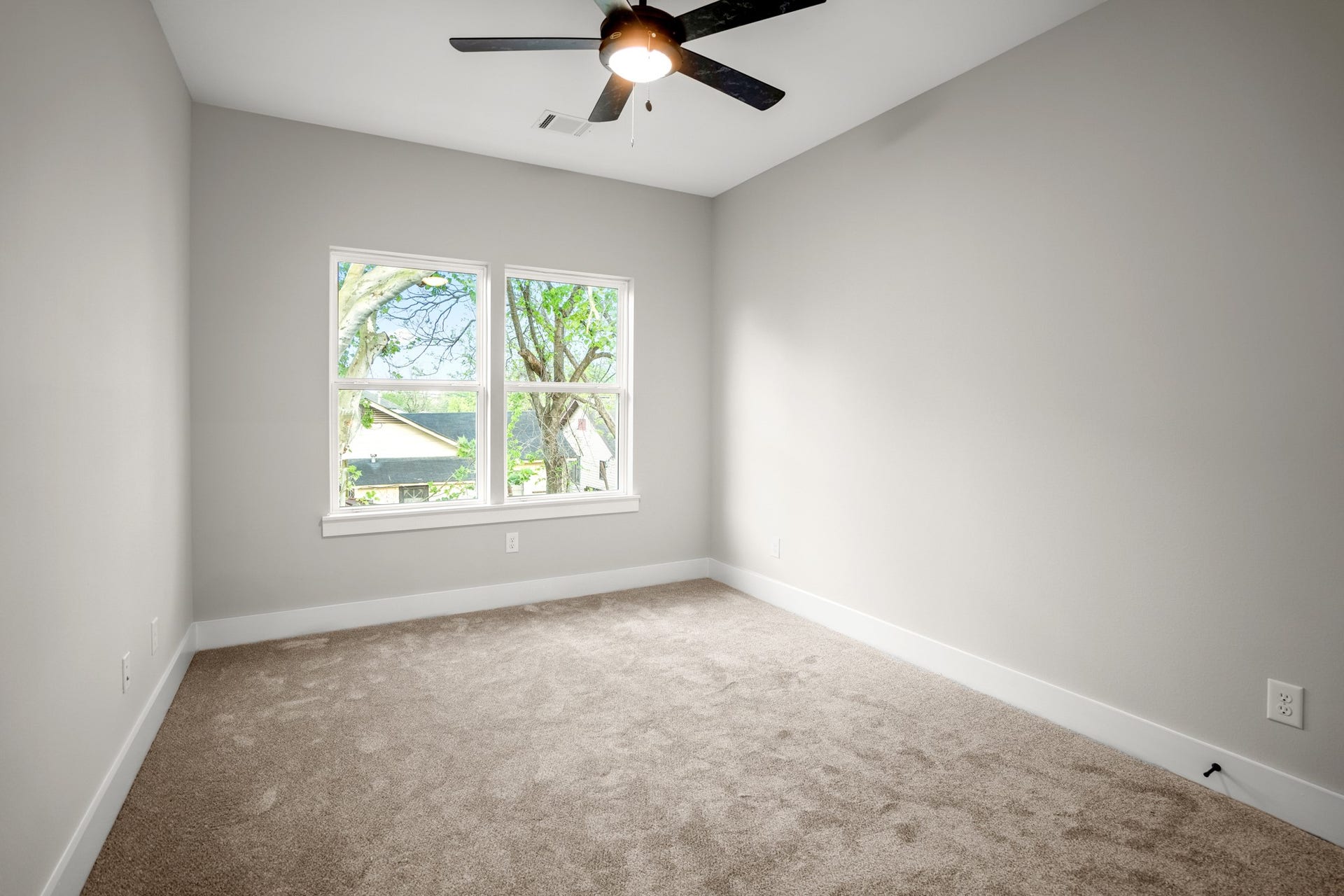 314 N Stiles Street, Houston, TX 77011 With ample natural light and ample room for inspiration, the secondary rooms serve as creative spaces where hobbies can thrive and imaginations can soar. Photos are of previous model home.