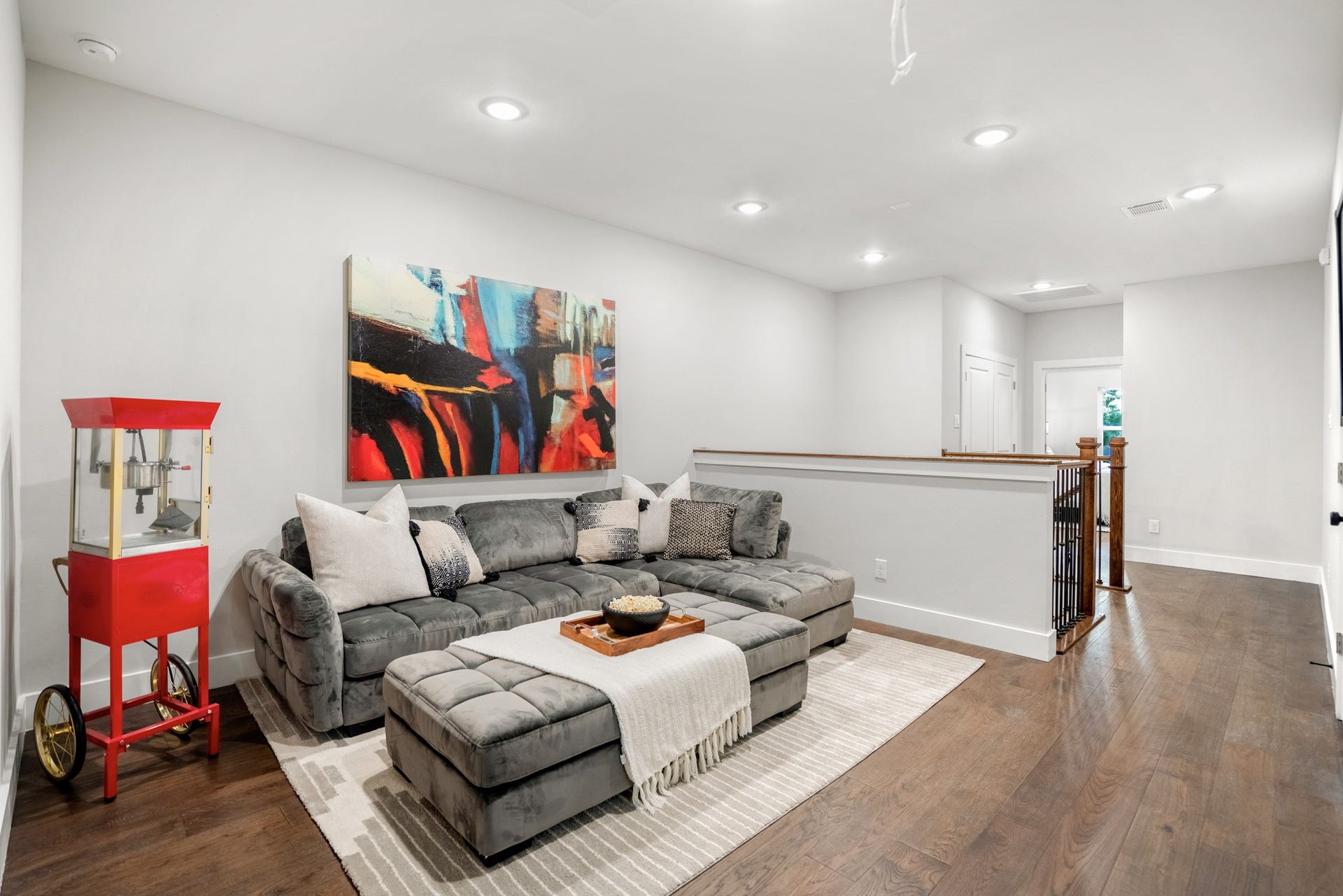314 N Stiles Street, Houston, TX 77011 With its adaptable layout and comfortable furnishings, this multifunctional space can easily be customized to suit your lifestyle, whether you're hosting guests, enjoying family movie nights, or simply seeking a quiet place to unwind. Photos are of previous model home.