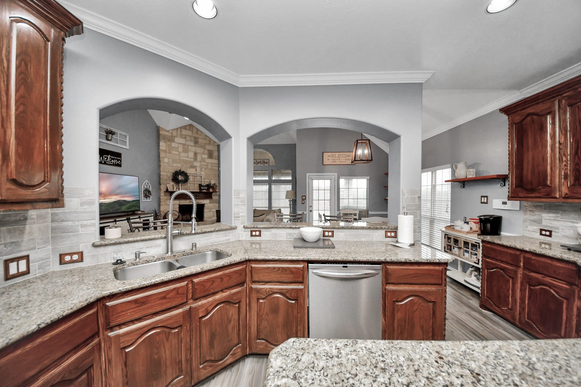 3421 Brentwood Lane, Pearland, TX 77581 3421 Brentwood Lane, Pearland, TX 77581
