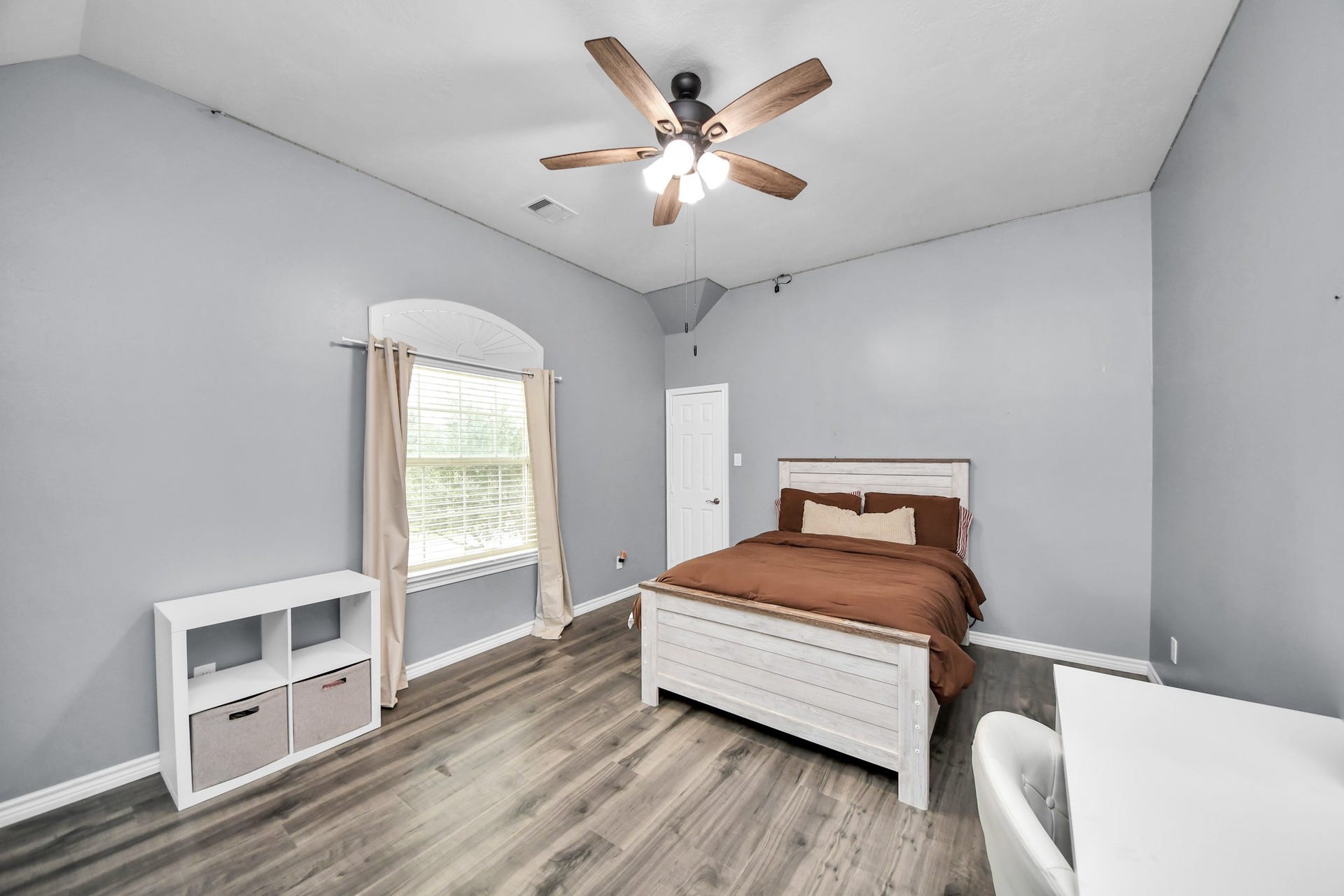 3421 Brentwood Lane, Pearland, TX 77581 3421 Brentwood Lane, Pearland, TX 77581