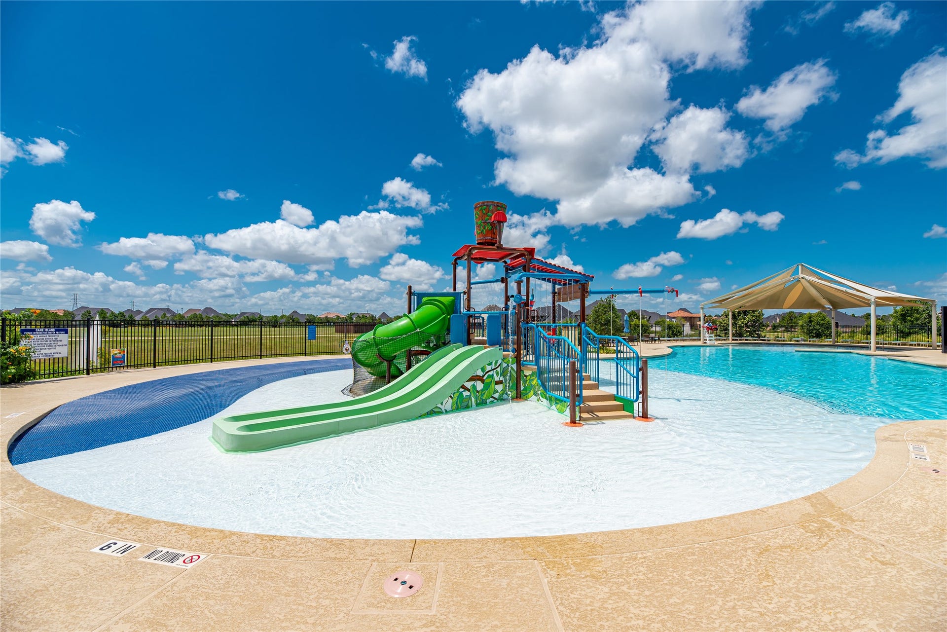1619 Dove Ridge Drive, Katy, TX 77493 Lounge in the poolside cabanas or watch the kids play under the 500-gallon splash bucket at our family-friendly pool.