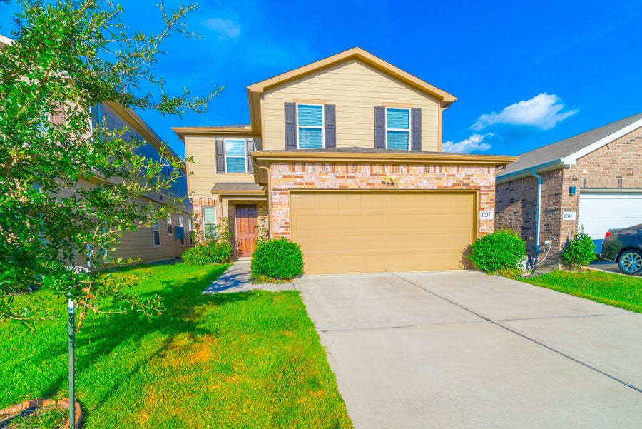 Property photo for 17334 Texas Willow Drive, Tomball, TX