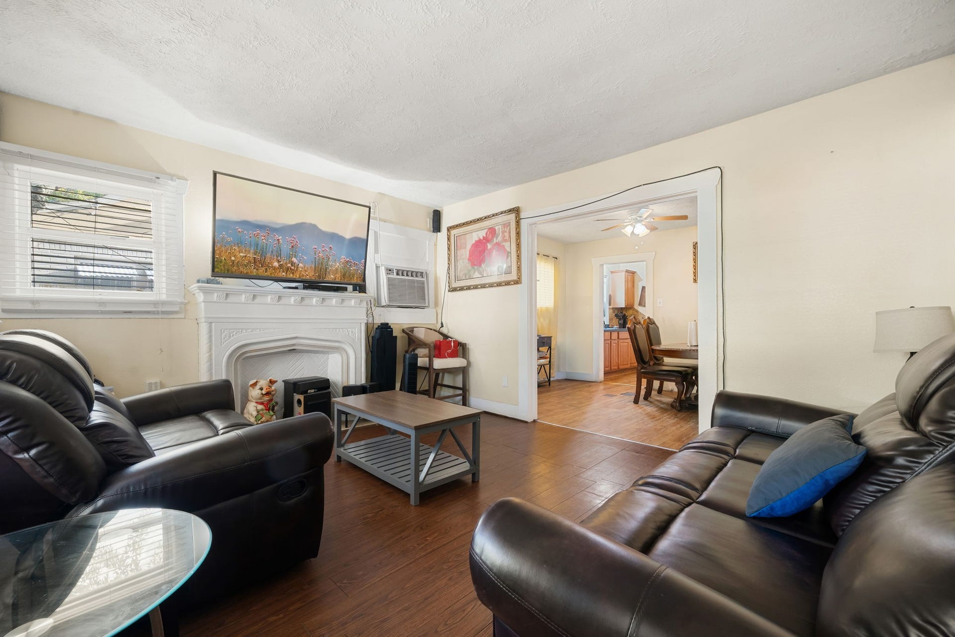 1821 Hatwell Street, Houston, TX 77023 1821 Hatwell Street, Houston, TX 77023
