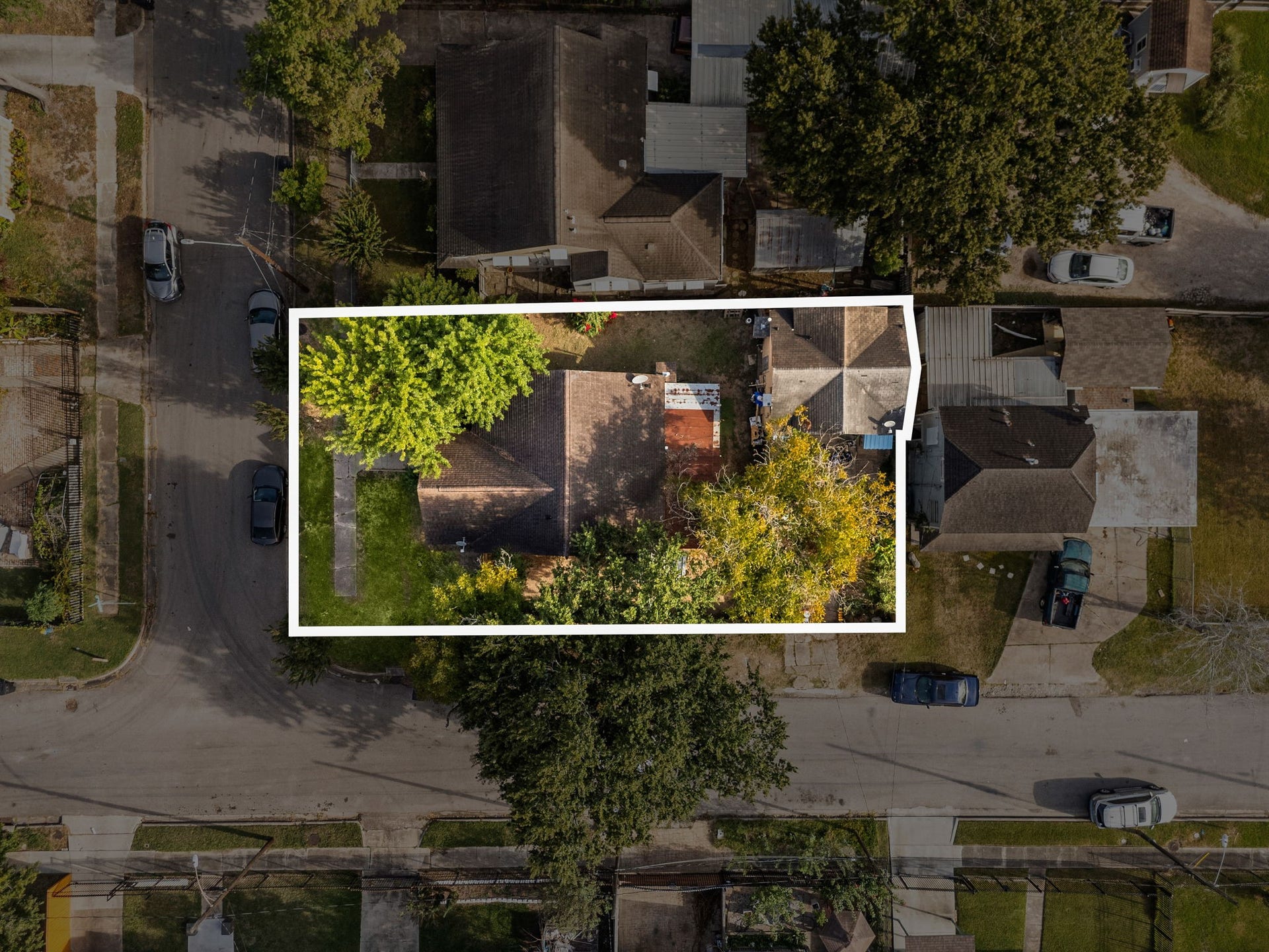 1821 Hatwell Street, Houston, TX 77023 1821 Hatwell Street, Houston, TX 77023