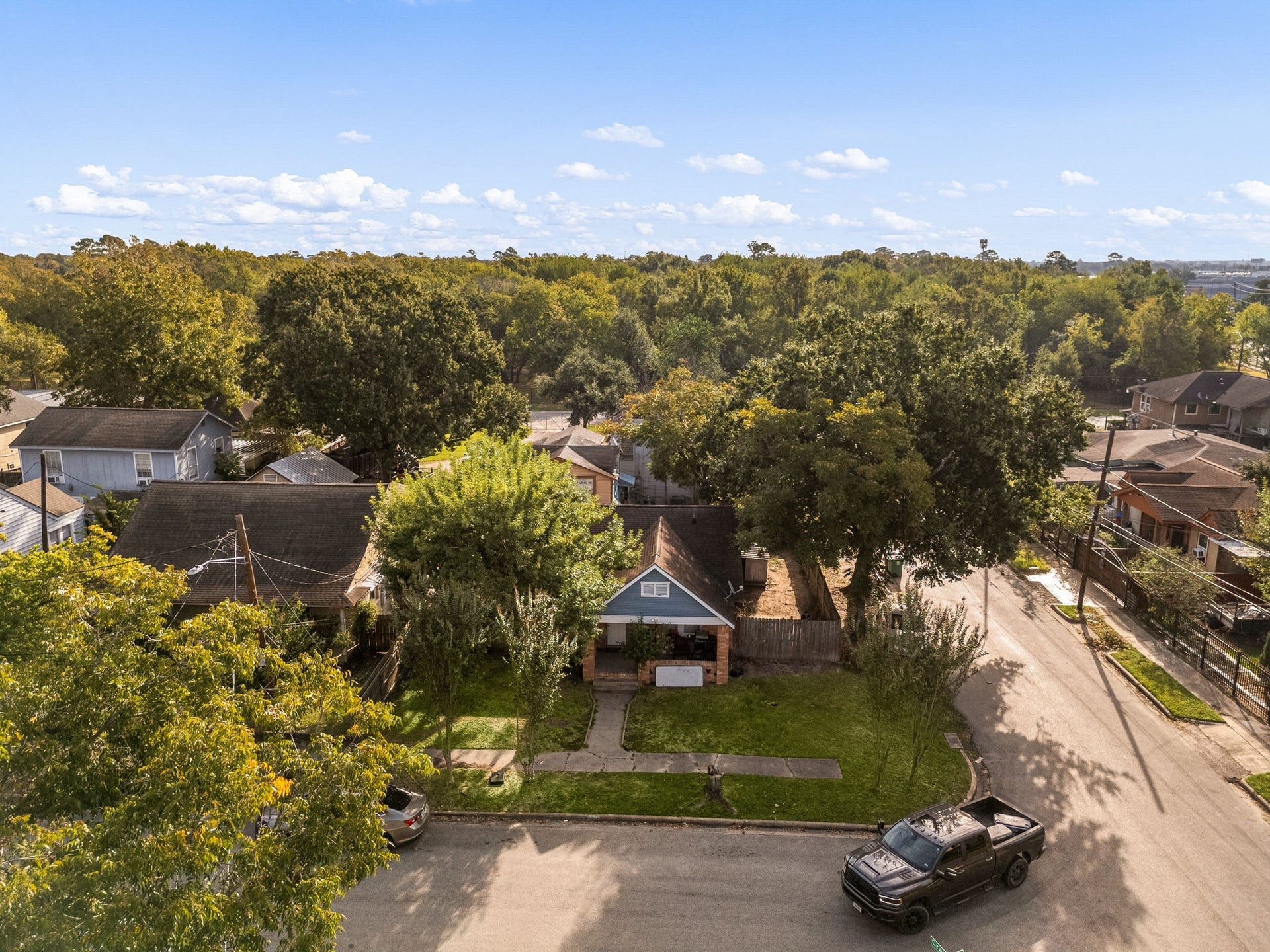 1821 Hatwell Street, Houston, TX 77023 1821 Hatwell Street, Houston, TX 77023