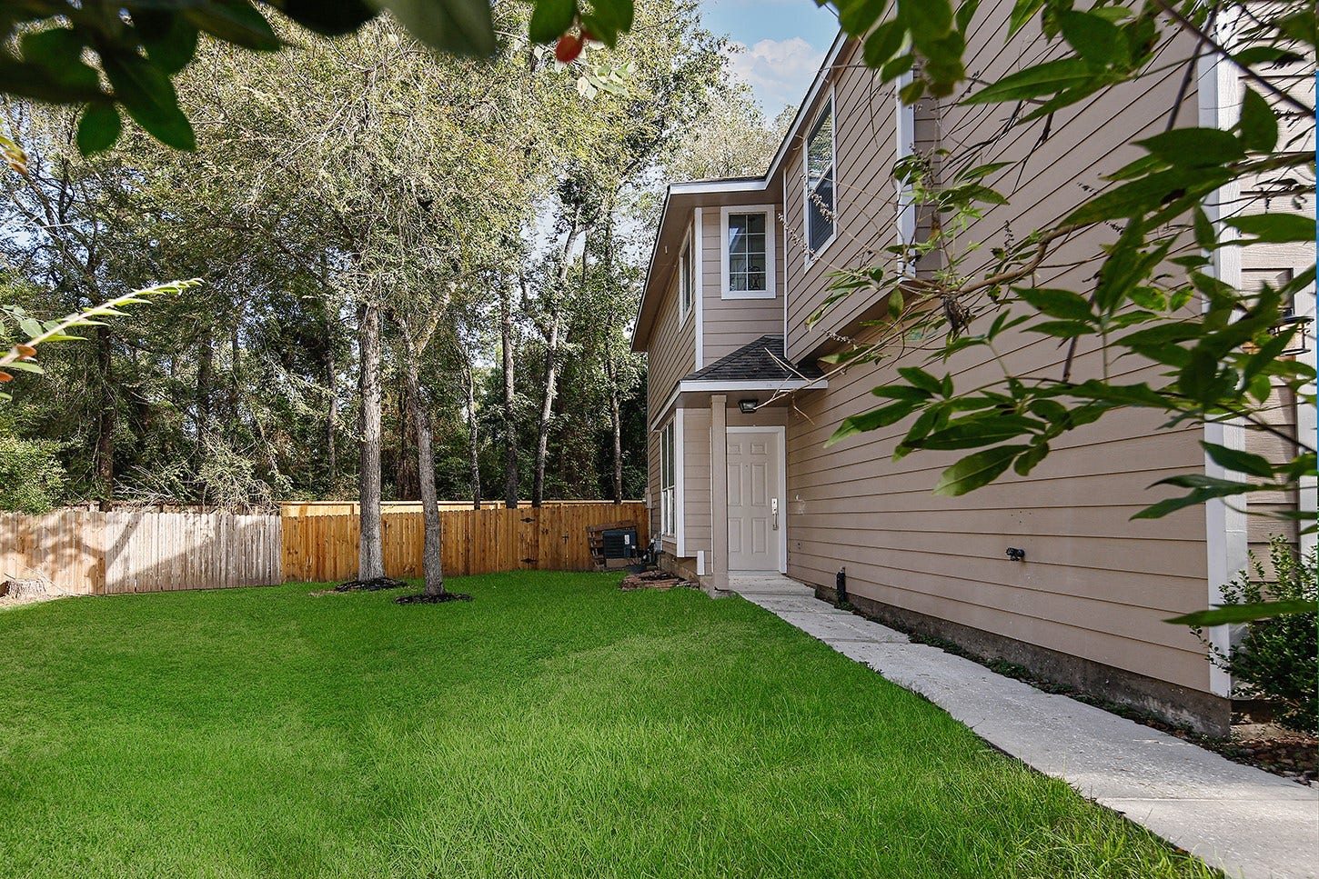 7 Peach Ridge Drive, The Woodlands, TX 77382 7 Peach Ridge Drive, The Woodlands, TX 77382