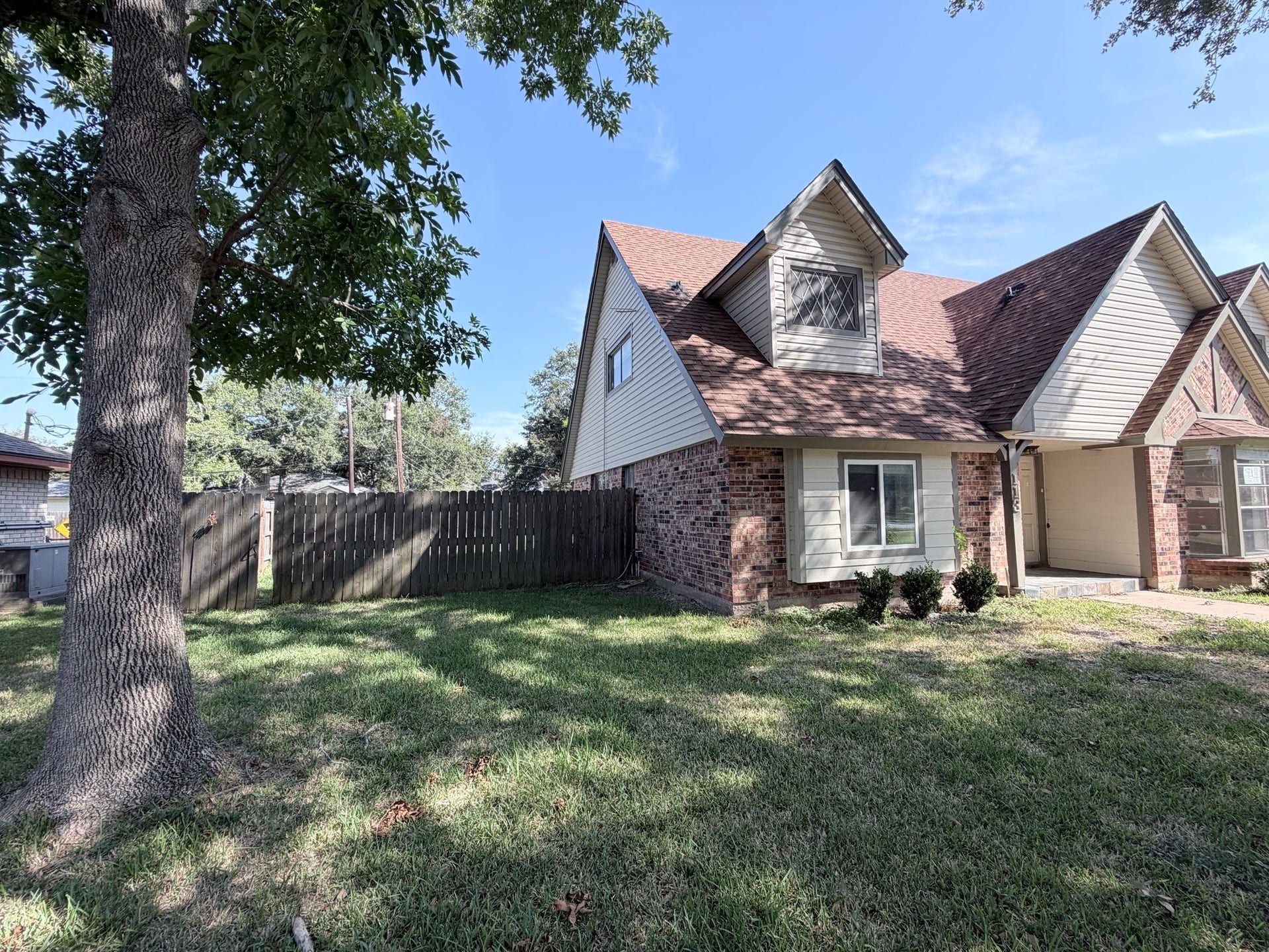 113 Buttercup Street Street, Lake Jackson, TX 77566 113 Buttercup Street Street, Lake Jackson, TX 77566