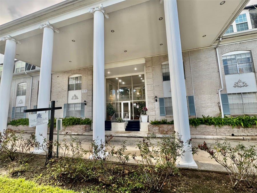 Property photo for 2601 Bellefontaine St, #A107, Houston, TX