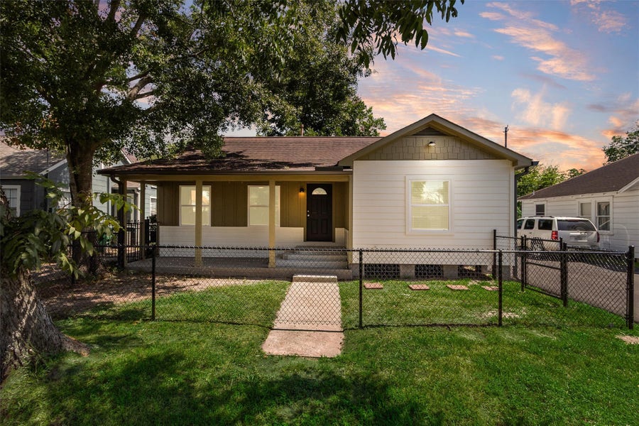 Property photo for 3514 Moore Street, Houston, TX