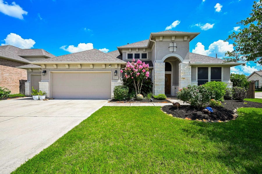 Property photo for 20202 Sienna Bluff Drive, Cypress, TX