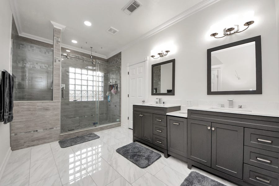 Property photo for 915 Hinsdale, Magnolia, TX