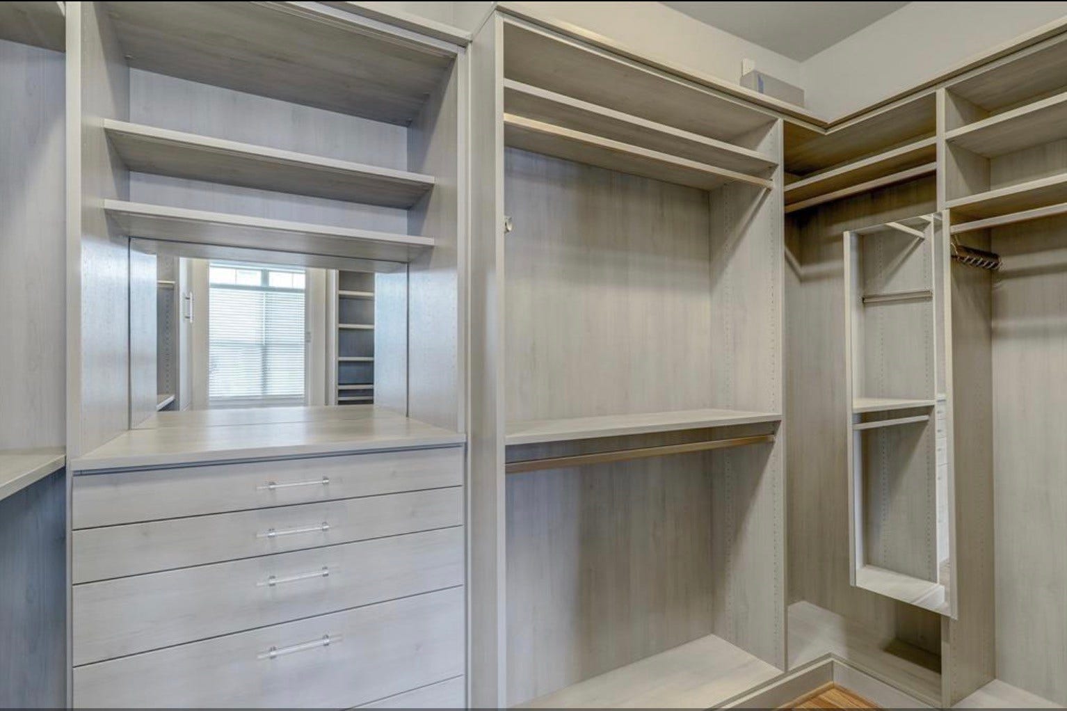 1040 W 26 Street, #B, Houston, TX 77008 1040 W 26 Street, #B, Houston, TX 77008