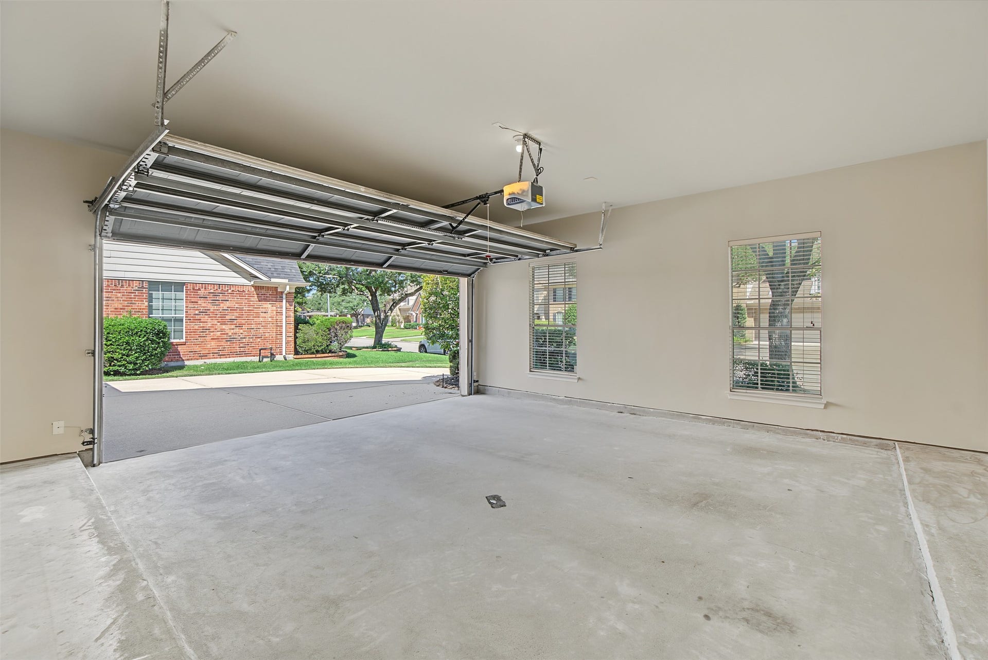 2319 River Rock Trail, Houston, TX 77345 2319 River Rock Trail, Houston, TX 77345