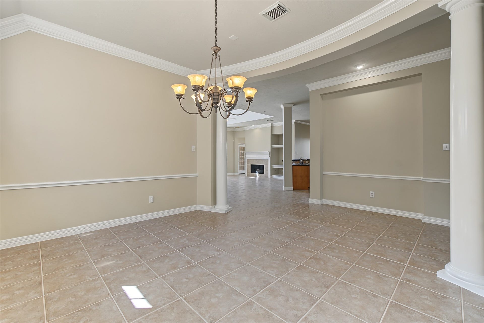 2319 River Rock Trail, Houston, TX 77345 2319 River Rock Trail, Houston, TX 77345