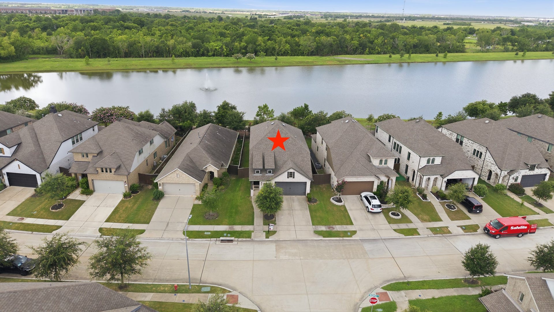 10602 Wagner Street, Rosharon, TX 77583 10602 Wagner Street, Rosharon, TX 77583