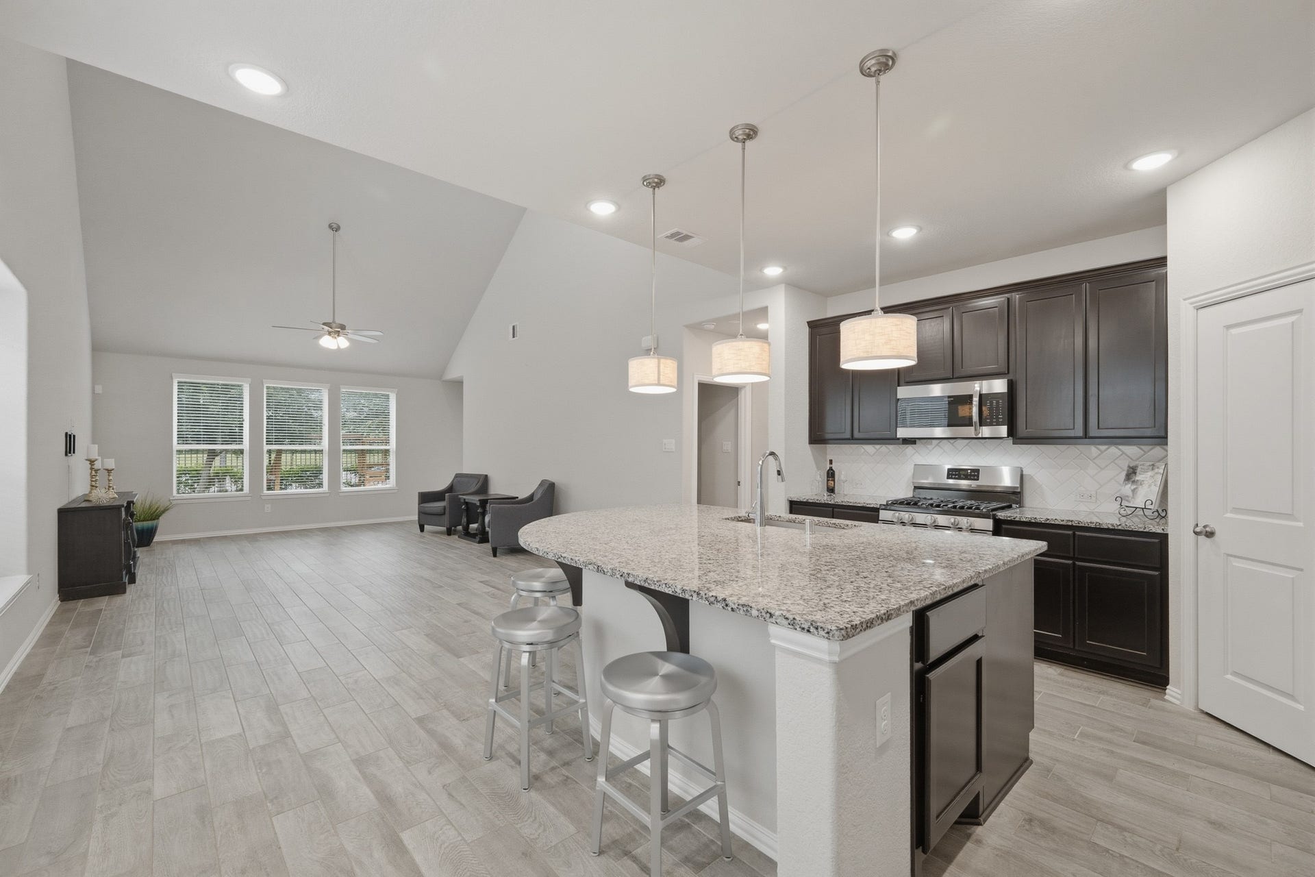 10602 Wagner Street, Rosharon, TX 77583
