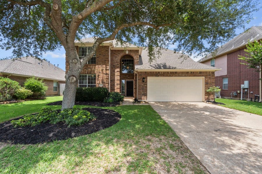 Property photo for 4506 Waverly Canyon Lane, League City, TX