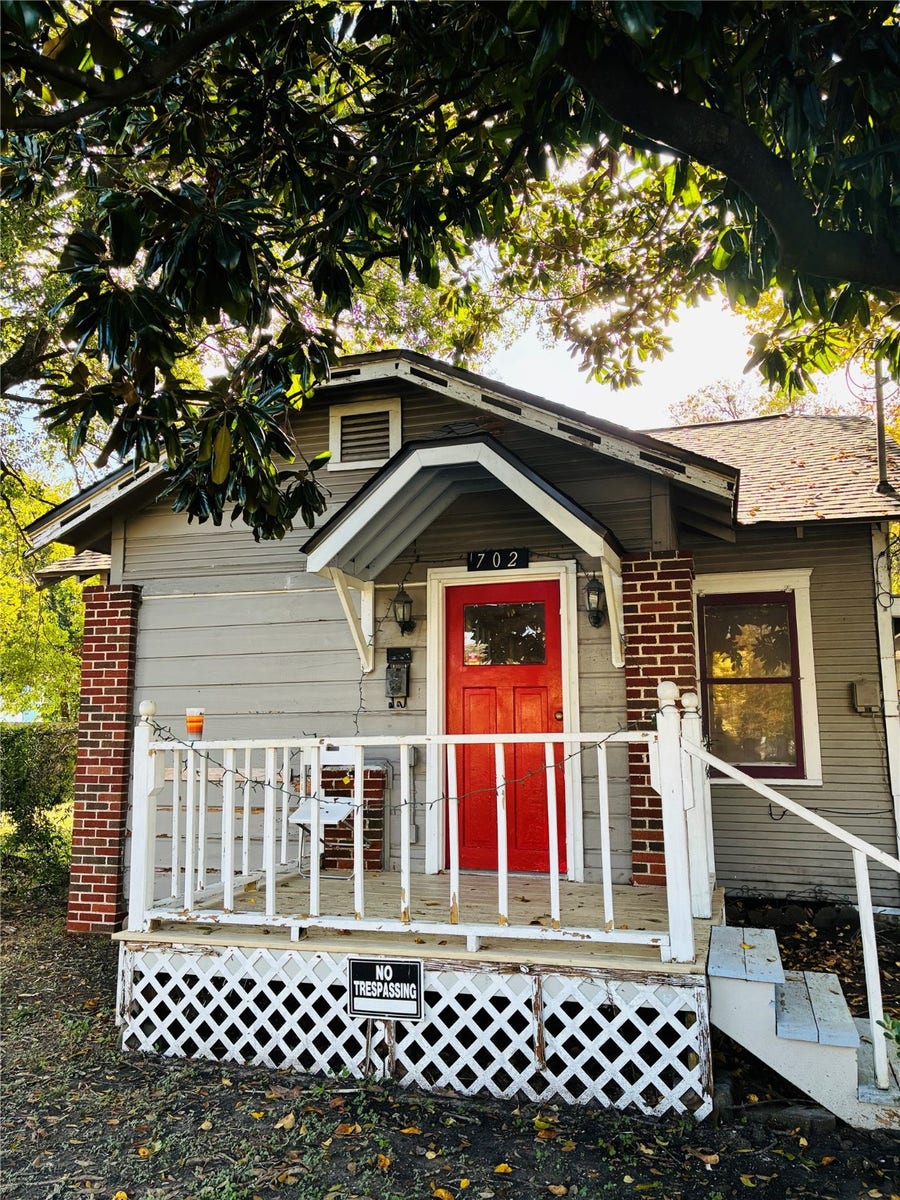 Property photo for 702 Caplin Street, Houston, TX