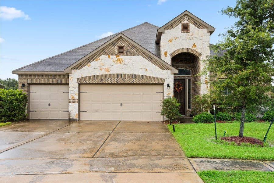Property photo for 14702 Garner Falls Trail, Humble, TX