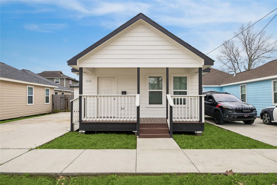 Property photo for 3342 Simmons Street Street, Houston, TX