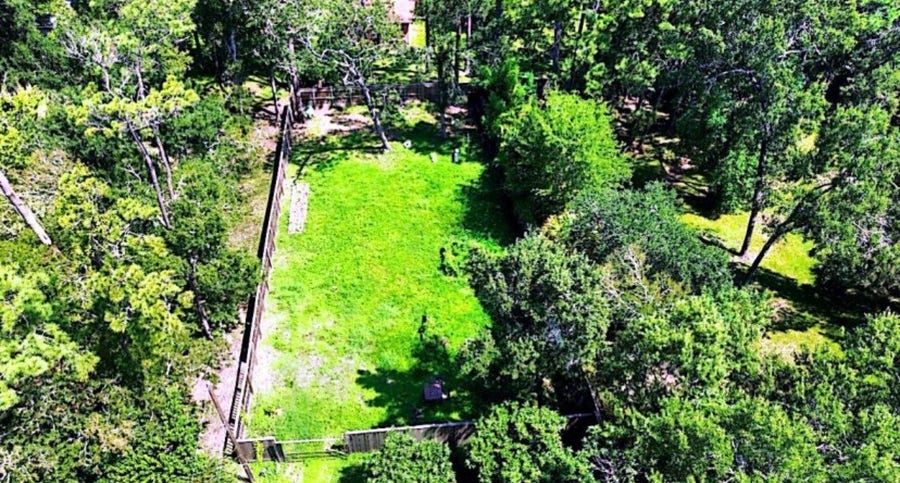 Property photo for 3115 Ash Drive, Dickinson, TX