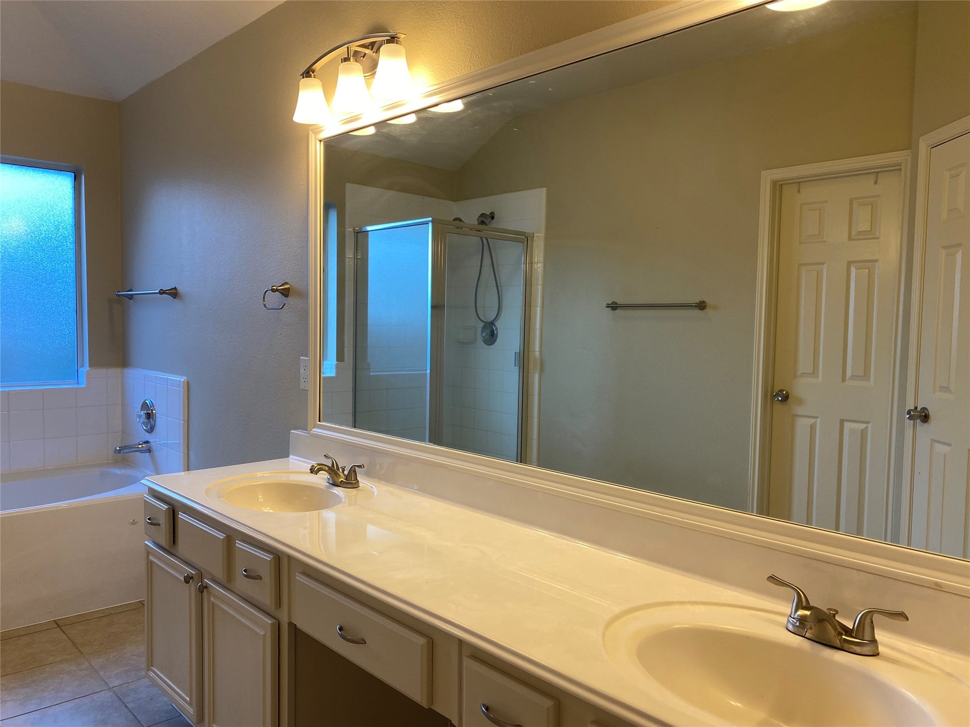 1202 Hemple Drive, Rosenberg, TX 77471 1202 Hemple Drive, Rosenberg, TX 77471
