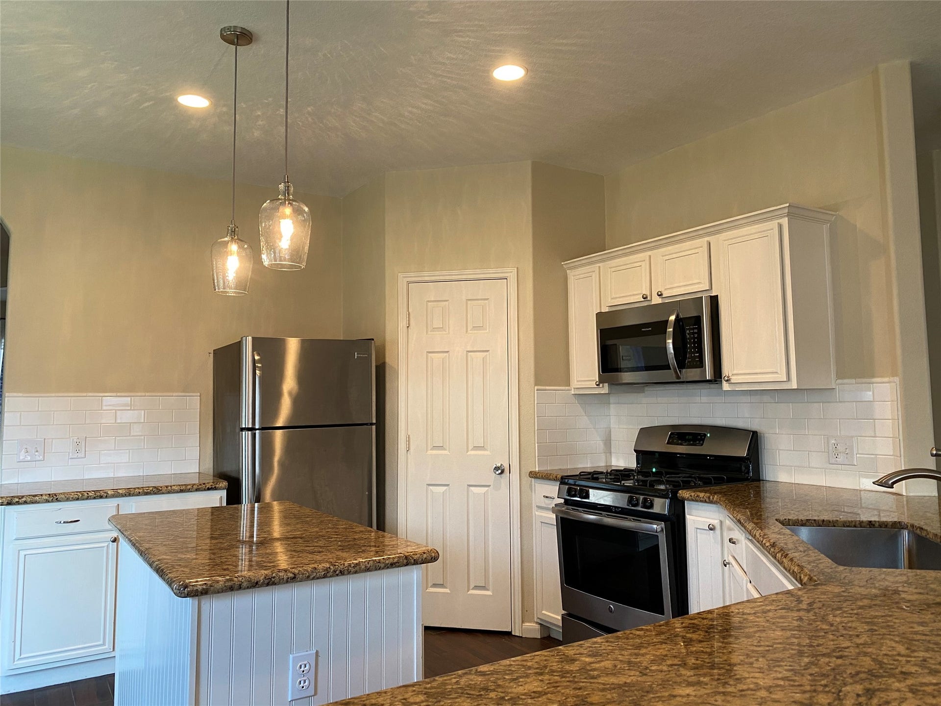 1202 Hemple Drive, Rosenberg, TX 77471 1202 Hemple Drive, Rosenberg, TX 77471