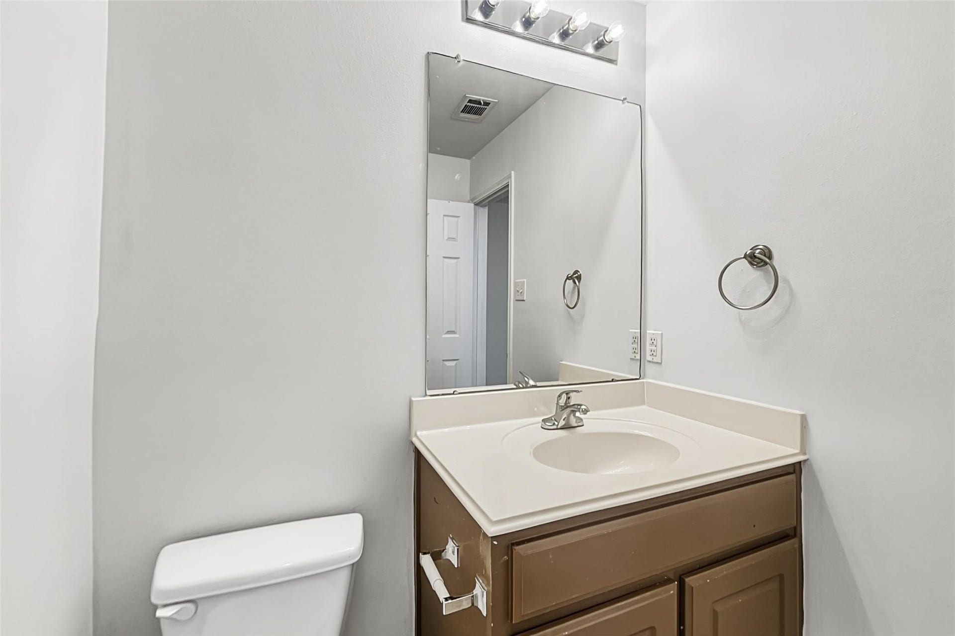 4214 Pecos River Drive, Spring, TX 77386 4214 Pecos River Drive, Spring, TX 77386