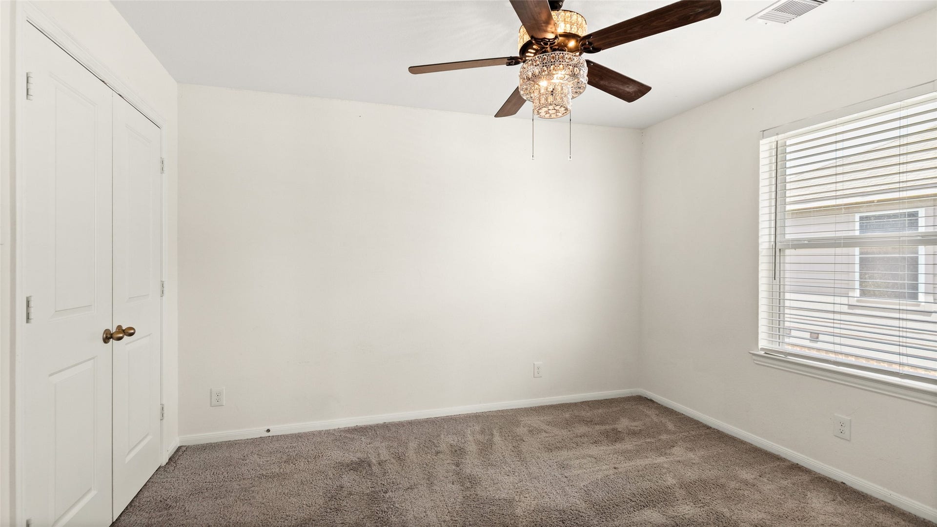 1503 Barras Street, Alvin, TX 77511 *virtually staged*