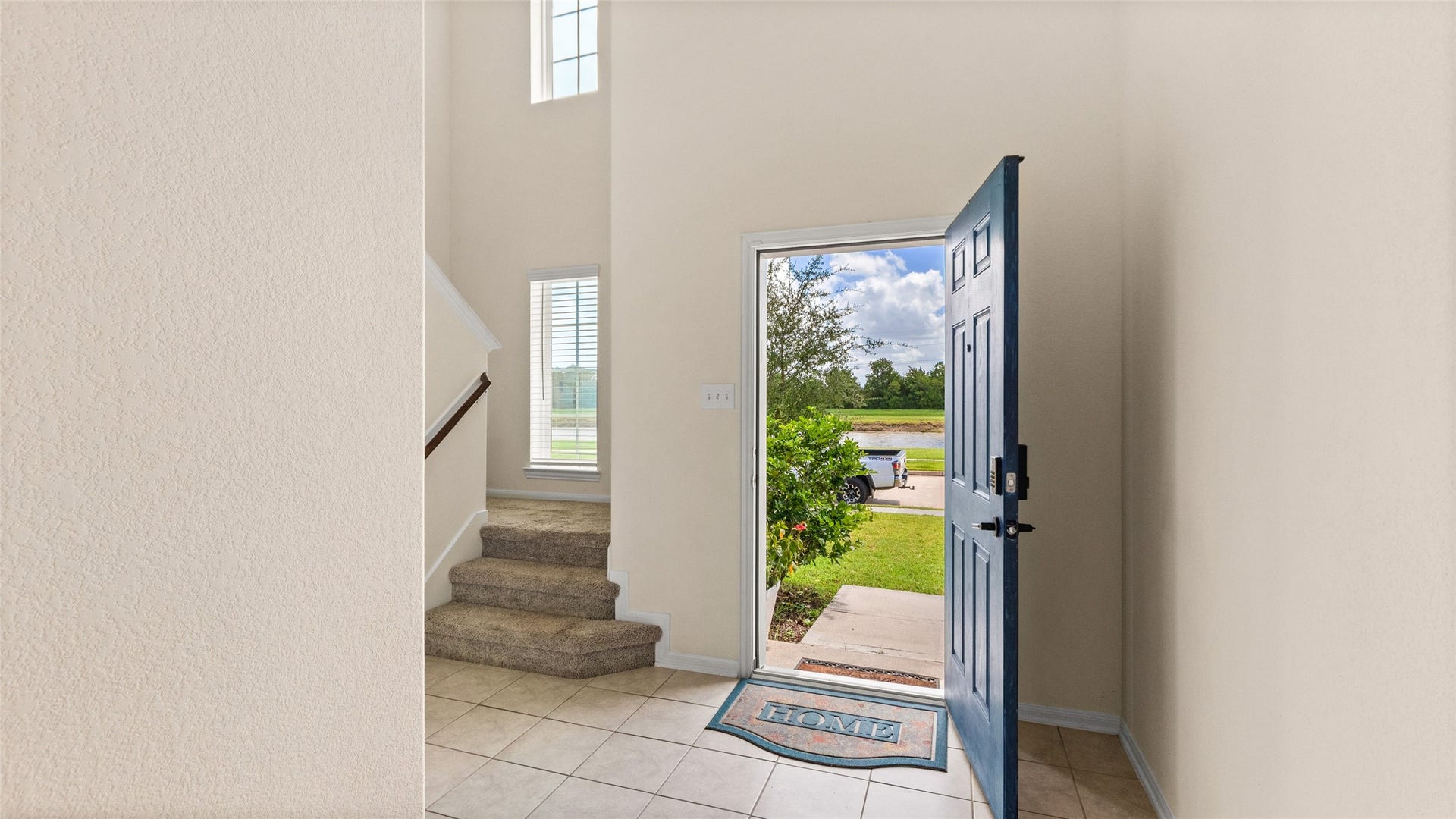 1503 Barras Street, Alvin, TX 77511 Turning around to see the front door and stairs.