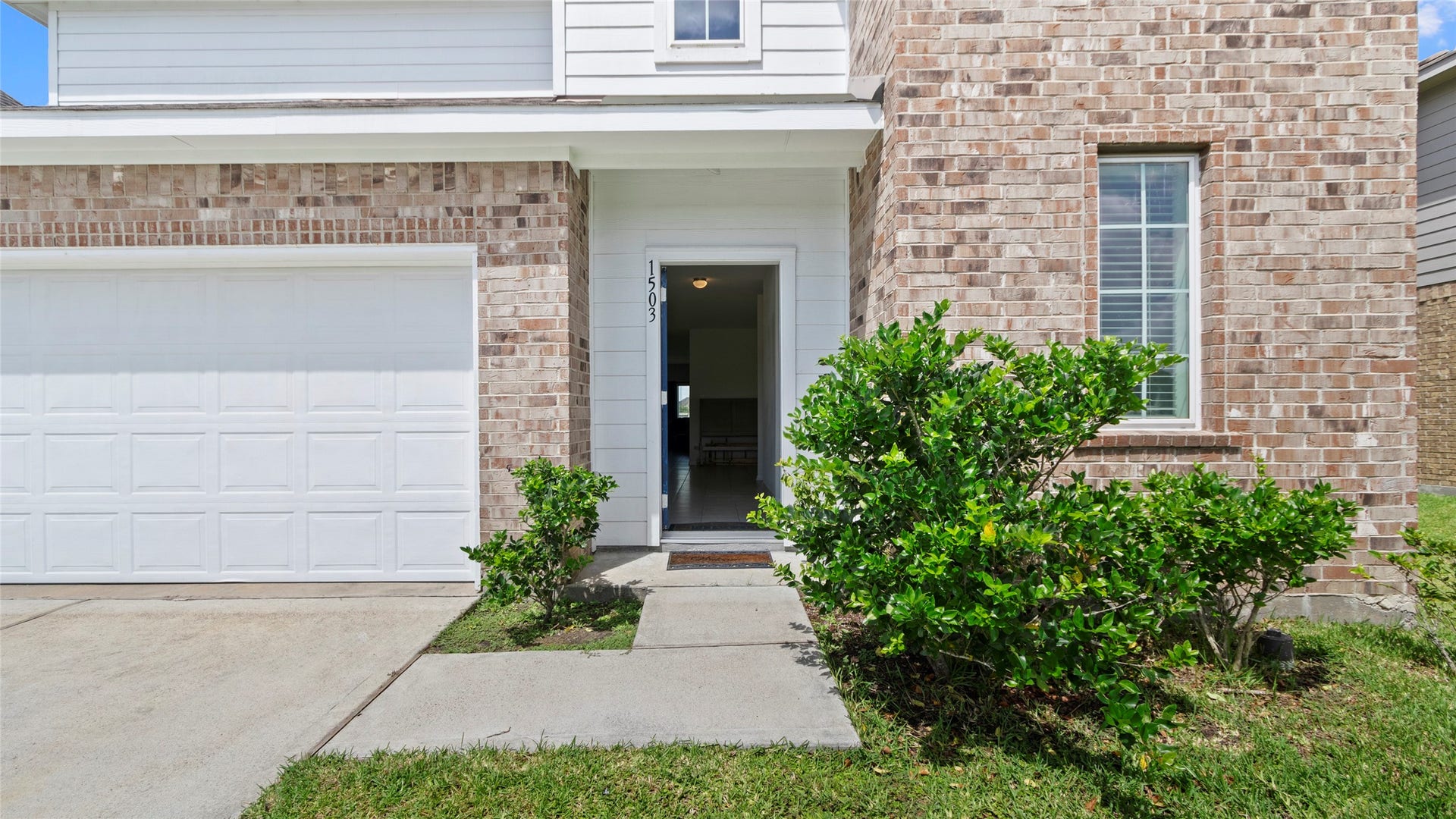 1503 Barras Street, Alvin, TX 77511 Ready to explore the home?