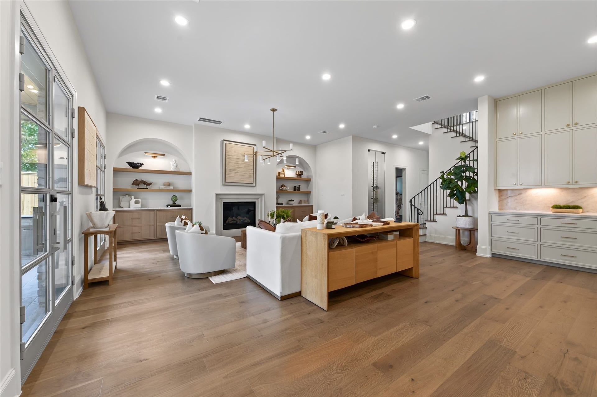 515 W 33rd Street, Houston, TX 77018 515 W 33rd Street, Houston, TX 77018