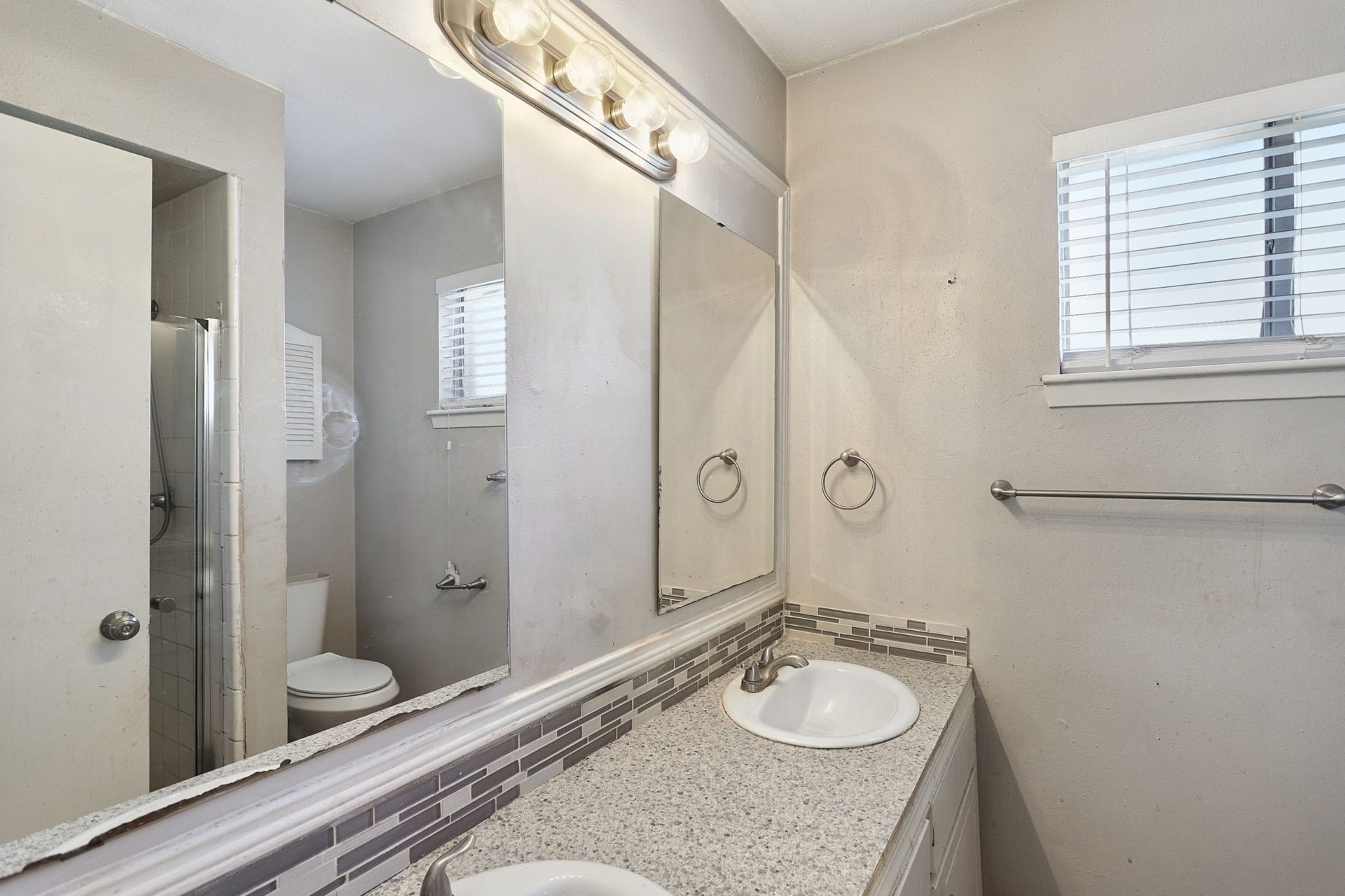 6719 Indian Falls Drive, Missouri City, TX 77489 6719 Indian Falls Drive, Missouri City, TX 77489