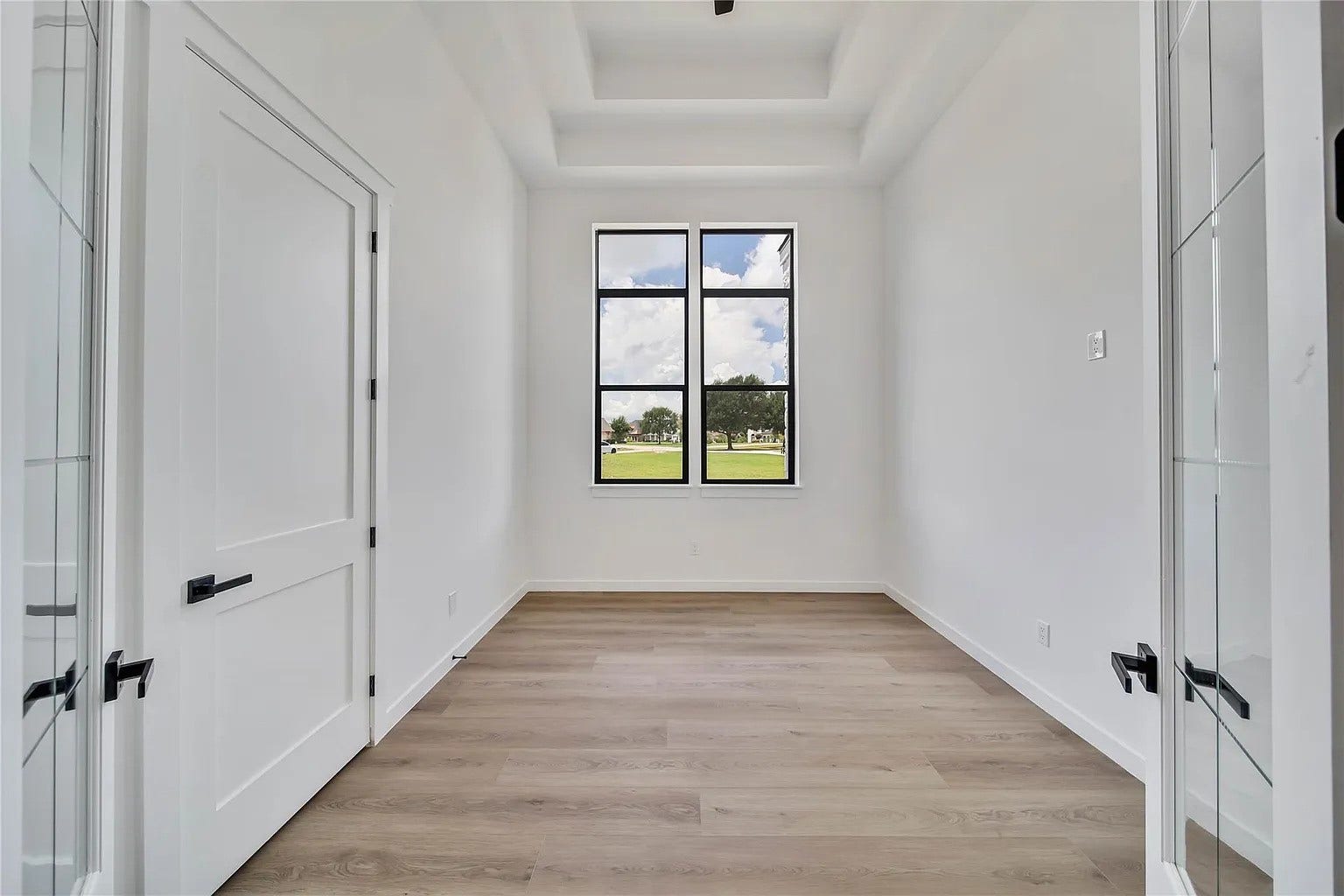 19006 Grandview Court, Montgomery, TX 77356 19006 Grandview Court, Montgomery, TX 77356