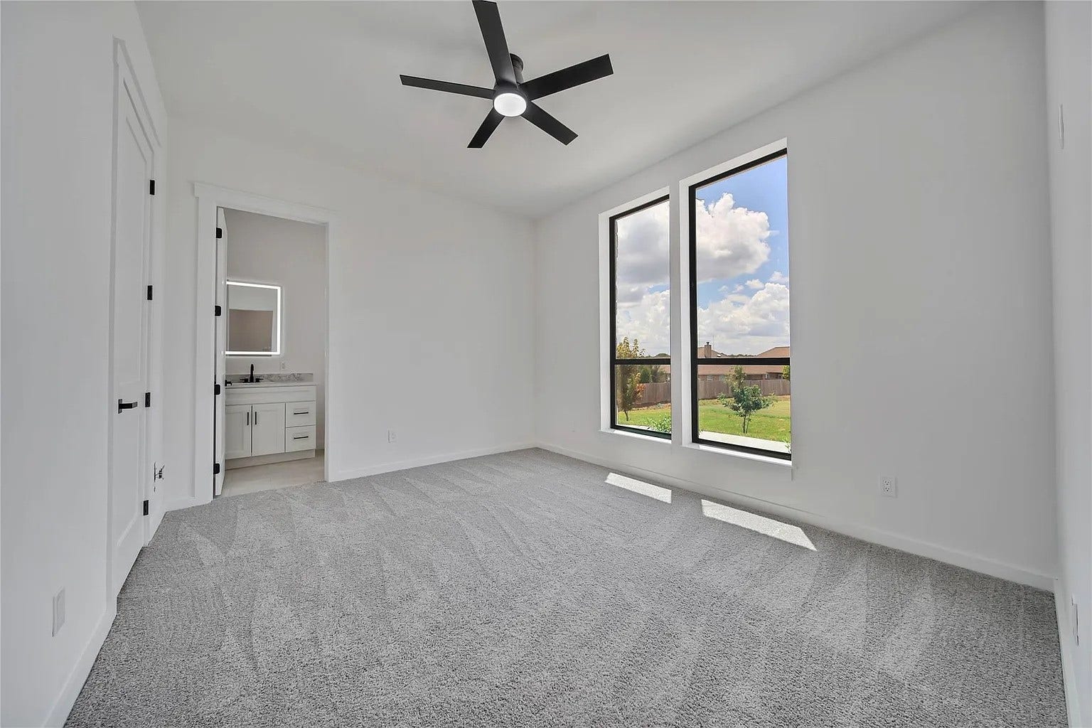 19006 Grandview Court, Montgomery, TX 77356 19006 Grandview Court, Montgomery, TX 77356
