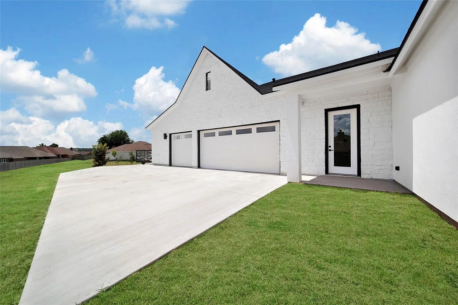 19006 Grandview Court, Montgomery, TX 77356 19006 Grandview Court, Montgomery, TX 77356